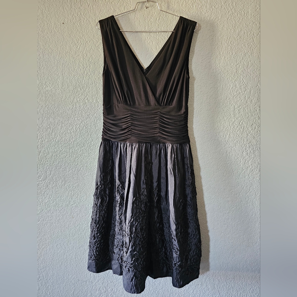 Jessica Howard Black V-Neck Ruched Waist Midi Dress Size 14W